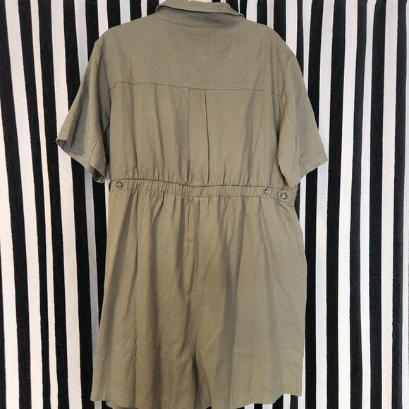 The Short Olive Maternity Utility Coverall Ingrid+Isabel Sold Out - Picture 5 of 6